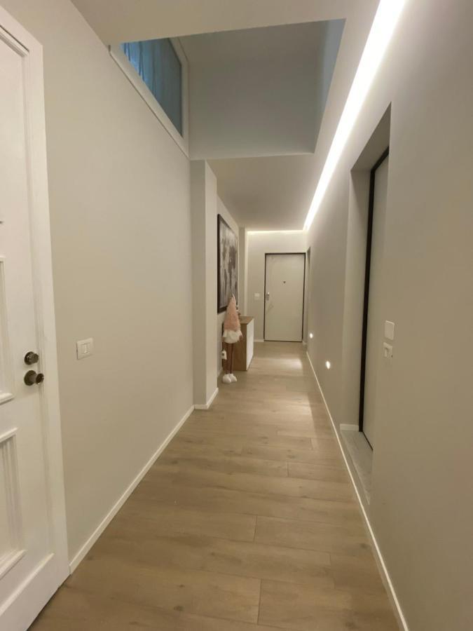 Casa Dante: Oneglia Centro-Marina-Spiagge Lägenhet Imperia Exteriör bild
